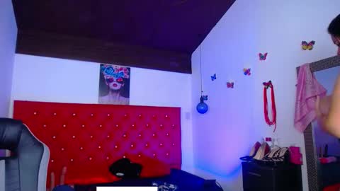 kriss_sweetboobs online show from 11.19.25