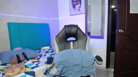 kriss_sweetboobs online show from 02.20.26