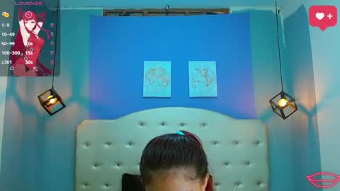 krissone online show from 02.24.25