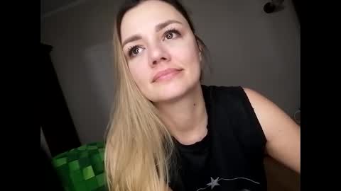 KrissSexi online show from 01.16.25