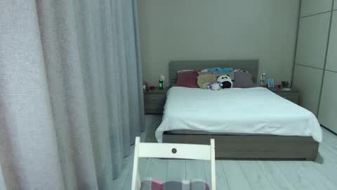 twitter    Annemarye 23 online show from 03.08.25