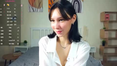 Snapshot of kristanalosa chatting on 09.15.25 Emma online show from 09.15.25