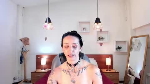 Sophia online show from 02.16.25