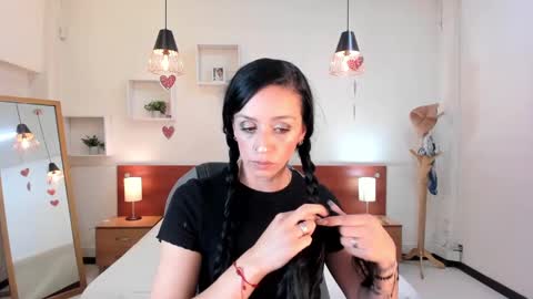 Sophia online show from 02.21.25