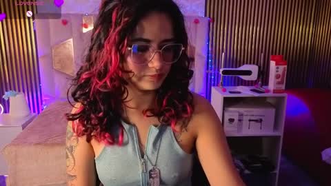 kristen_tay online show from 04.07.26