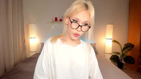 Snapshot of kristial_soopxxx chatting on 09.09.25 Kristal online show from 09.09.25