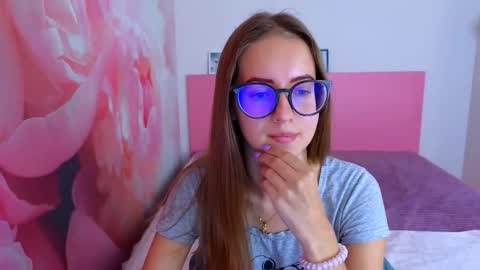 Kristina Adel online show from 10.22.25