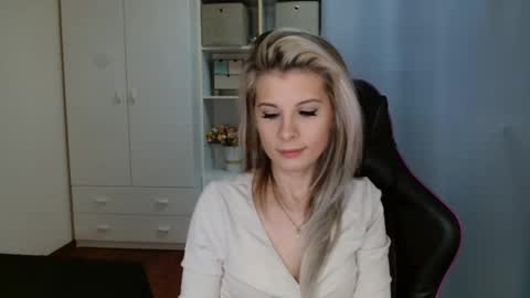 KristineAmore online show from 03.09.26