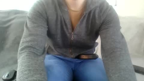 Snapshot of kristoffer220 chatting on 12.15.25 kristoffer220 online show from 12.15.25