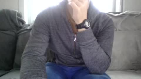 Snapshot of kristoffer220 chatting on 12.17.25 kristoffer220 online show from 12.17.25