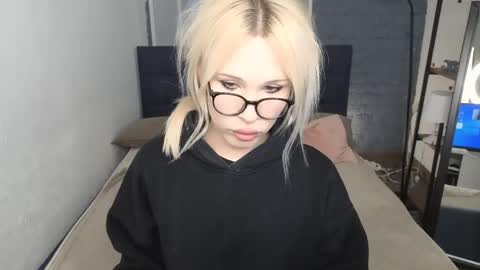 Kristy online show from 04.13.26