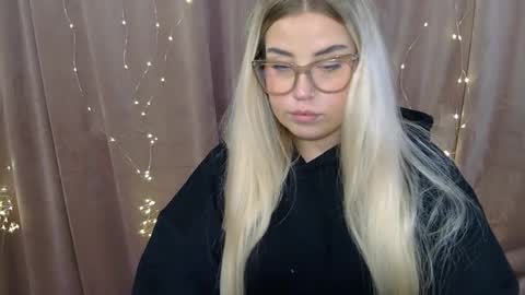 KristyFlowers online show from 12.16.24