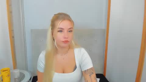 KristyFlowers online show from 03.03.25