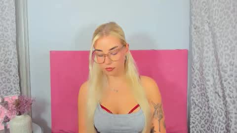 KristyFlowers online show from 10.11.25