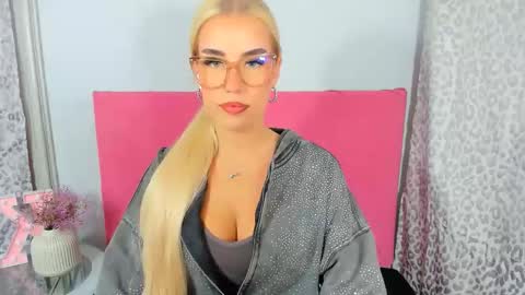 KristyFlowers online show from 10.21.25
