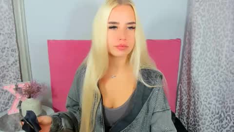 KristyFlowers online show from 10.22.25