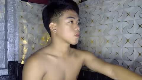 kritthanarkorn online show from 04.19.26