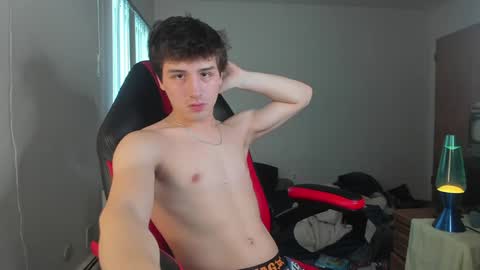 Snapshot of kroddy1985 chatting on 01.28.25 Brayden Thompson online show from 01.28.25