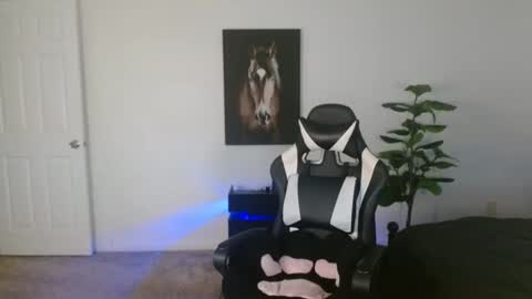 Snapshot of krystalblakexxx chatting on 03.16.26 Krystal Blake online show from 03.16.26