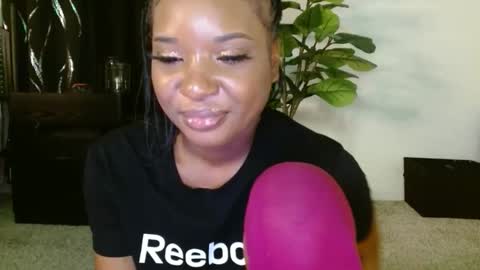 Snapshot of krystalblakexxx chatting on 04.15.26 Krystal Blake online show from 04.15.26