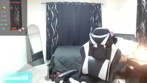 Krystal Blake online show from 05.17.26
