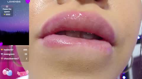 Snapshot of krysten_ritter2 chatting on 12.07.24 krys online show from 12.07.24