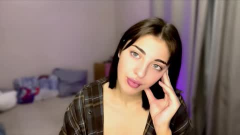 Snapshot of krystenrudack chatting on 01.15.26 Naomi online show from 01.15.26