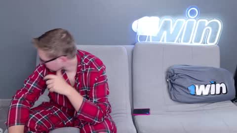 WebcamWhore online show from 01.06.25