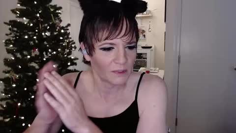 Cait online show from 11.15.25