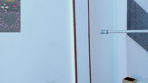 Snapshot of kuitty_sara chatting on 09.14.25 SARA online show from 09.14.25