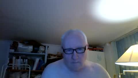 Snapshot of kukken18 chatting on 05.02.26 Kukken18 online show from 05.02.26