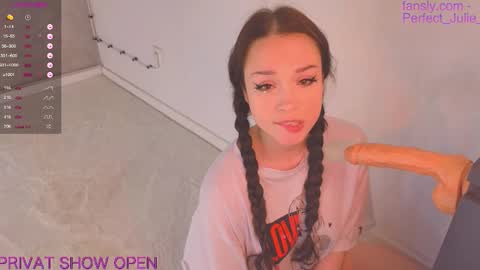 Snapshot of kumamonchik chatting on 10.31.25 MY NAME IS JULIA TO SEE MORE 18 CONTENT YOU CAN SUBSCRIBE TO FANSLY - online show from 10.31.25