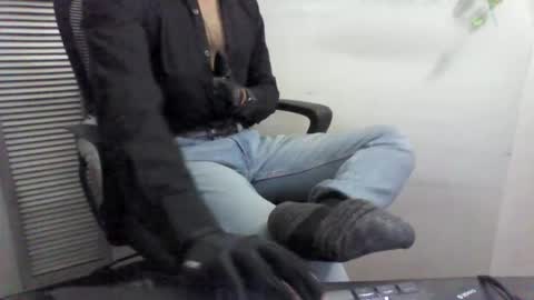 Snapshot of kunal7034 chatting on 12.14.24 kunal7034 online show from 12.14.24