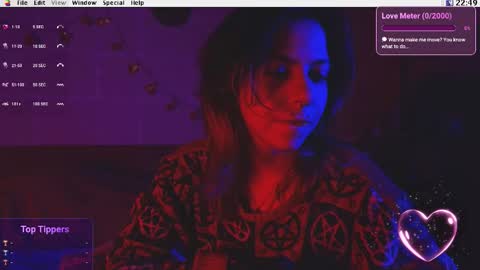 Snapshot of kuntboyzworld chatting on 11.25.25 Krypto hethey online show from 11.25.25