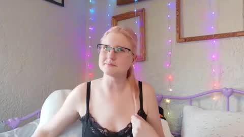 Samantha online show from 03.22.26