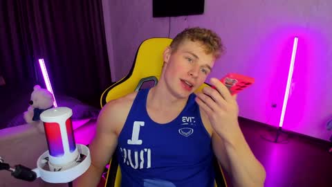 Snapshot of kurt_hanssen chatting on 12.14.24 kurt_hanssen online show from 12.14.24