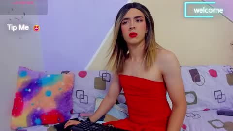 Snapshot of kurumetwink10 chatting on 12.28.24 KurumetWink10 online show from 12.28.24