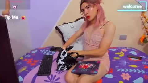 Snapshot of kurumetwink10 chatting on 02.13.25 KurumetWink10 online show from 02.13.25