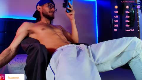 kuzzcoo online show from 11.03.25