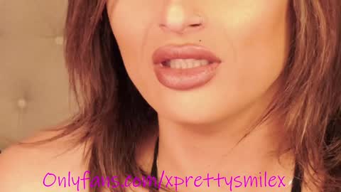 Snapshot of kxaxmichelle chatting on 01.09.25 Kick online show from 01.09.25