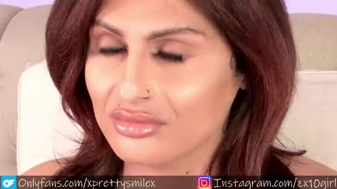 Snapshot of kxaxmichelle chatting on 02.10.25 Kick online show from 02.10.25