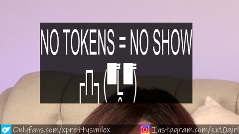 Snapshot of kxaxmichelle chatting on 02.26.25 Kick online show from 02.26.25