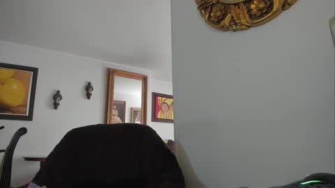 Snapshot of kyhara chatting on 03.03.25 kyhara online show from 03.03.25