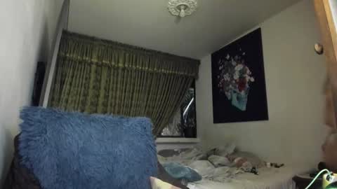 Snapshot of kyhara chatting on 09.21.25 kyhara online show from 09.21.25