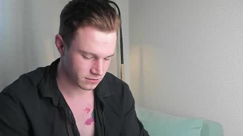 Snapshot of kyle_4u chatting on 02.22.25 Kyle online show from 02.22.25