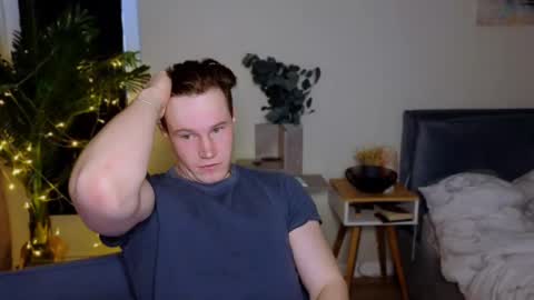 Snapshot of kyle_4u chatting on 02.24.25 Kyle online show from 02.24.25