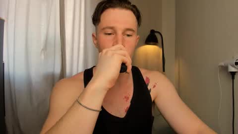 Snapshot of kyle_4u chatting on 03.04.25 Kyle online show from 03.04.25