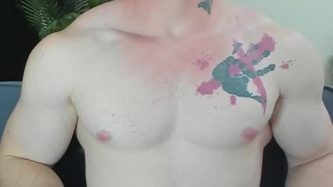 Snapshot of kyle_4u chatting on 11.09.25 Kyle online show from 11.09.25