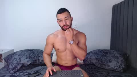 Snapshot of kyle_collinz chatting on 03.03.25 Kyle collinz online show from 03.03.25