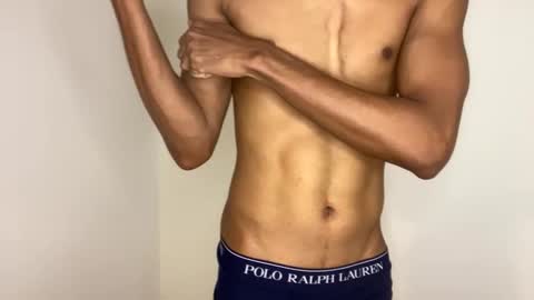 Snapshot of kyleastoria chatting on 10.27.25 kyle online show from 10.27.25